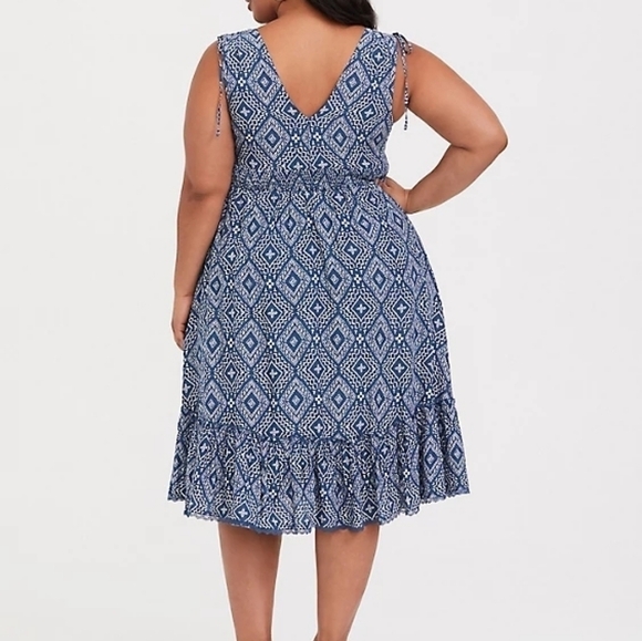 Torrid Blue Medallion Midi Dress - Picture 3 of 6